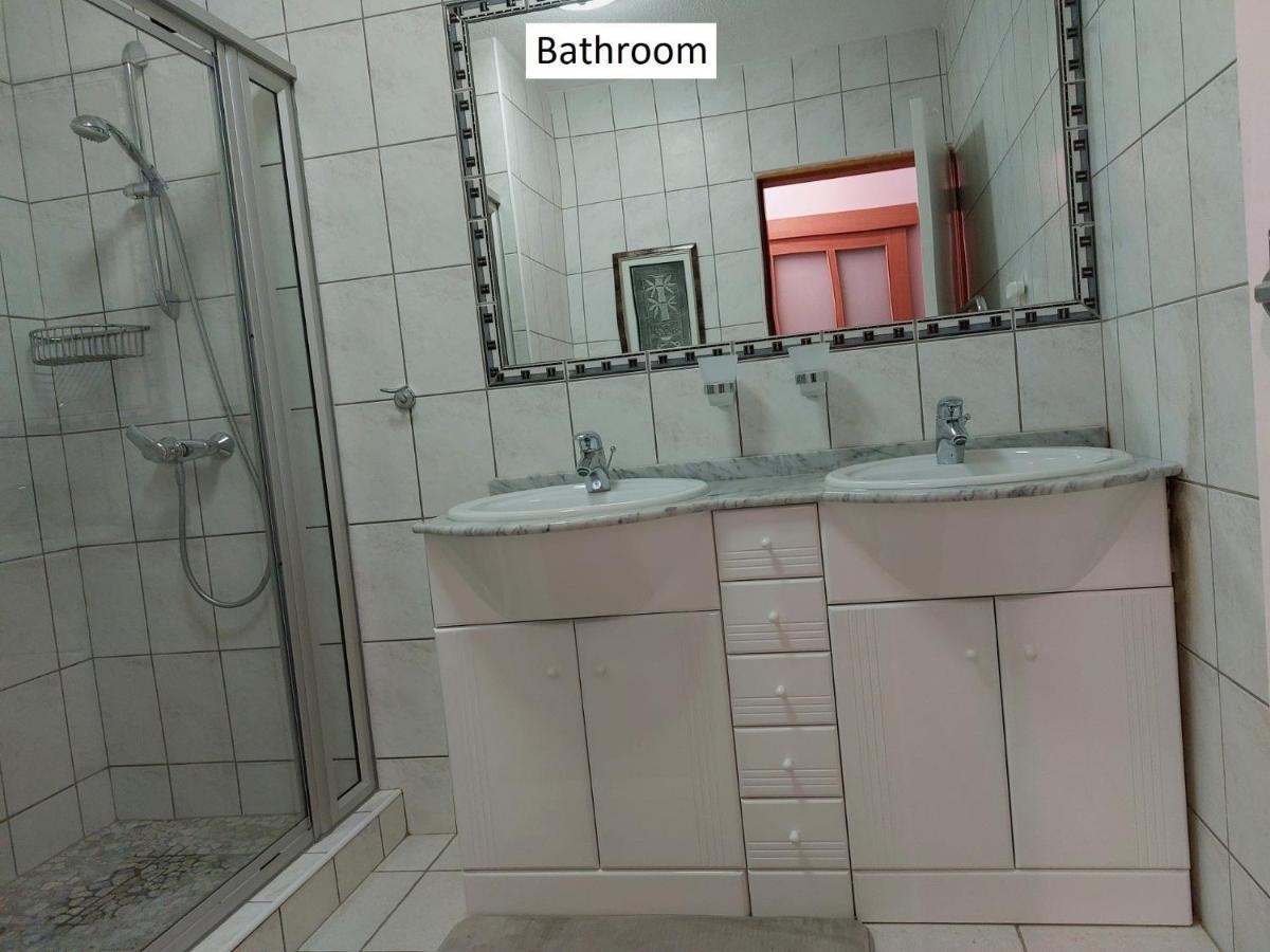 Central Self Catering スワコプムント エクステリア 写真